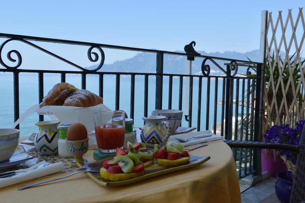 B&B Fronte Del Mare Салерно Екстериор снимка