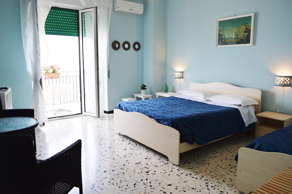 B&B Fronte Del Mare Салерно Екстериор снимка